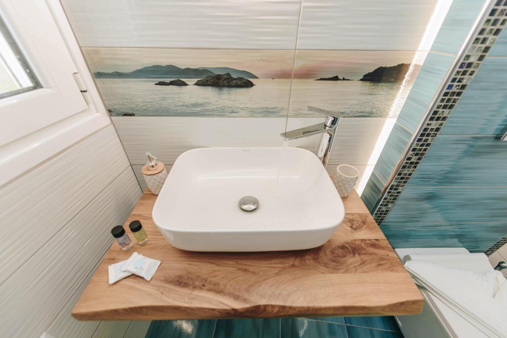 Sunrise Guesthouse Agria Dış mekan fotoğraf