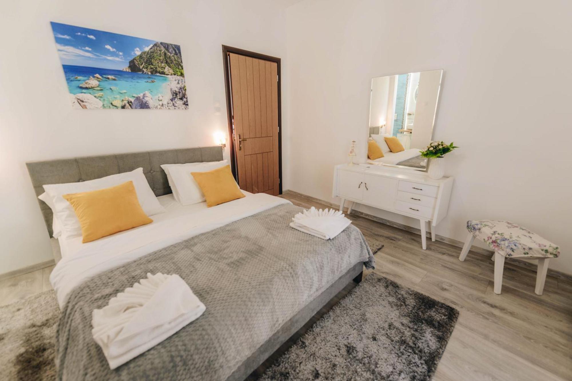 Sunrise Guesthouse Agria Dış mekan fotoğraf