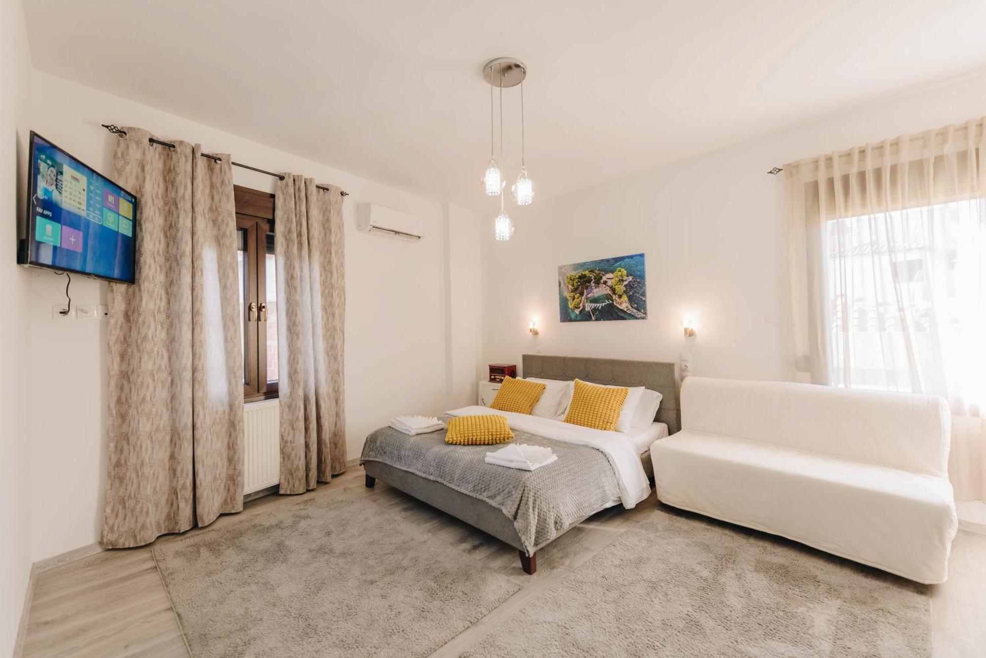 Sunrise Guesthouse Agria Dış mekan fotoğraf
